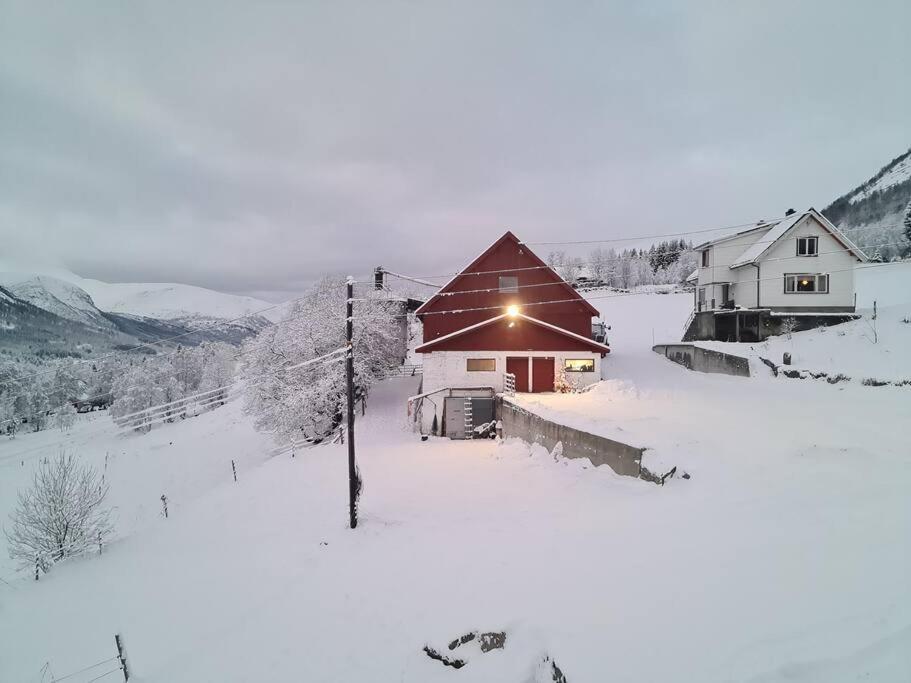 Holiday Home Among The Pearls Of Norway Stranda  Eksteriør billede