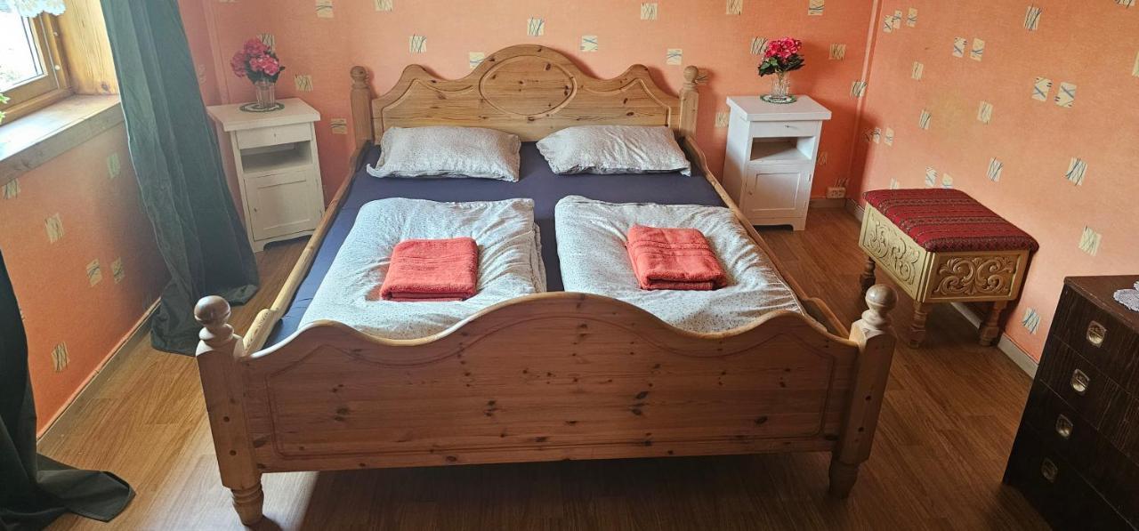 Holiday Home Among The Pearls Of Norway Stranda  Eksteriør billede